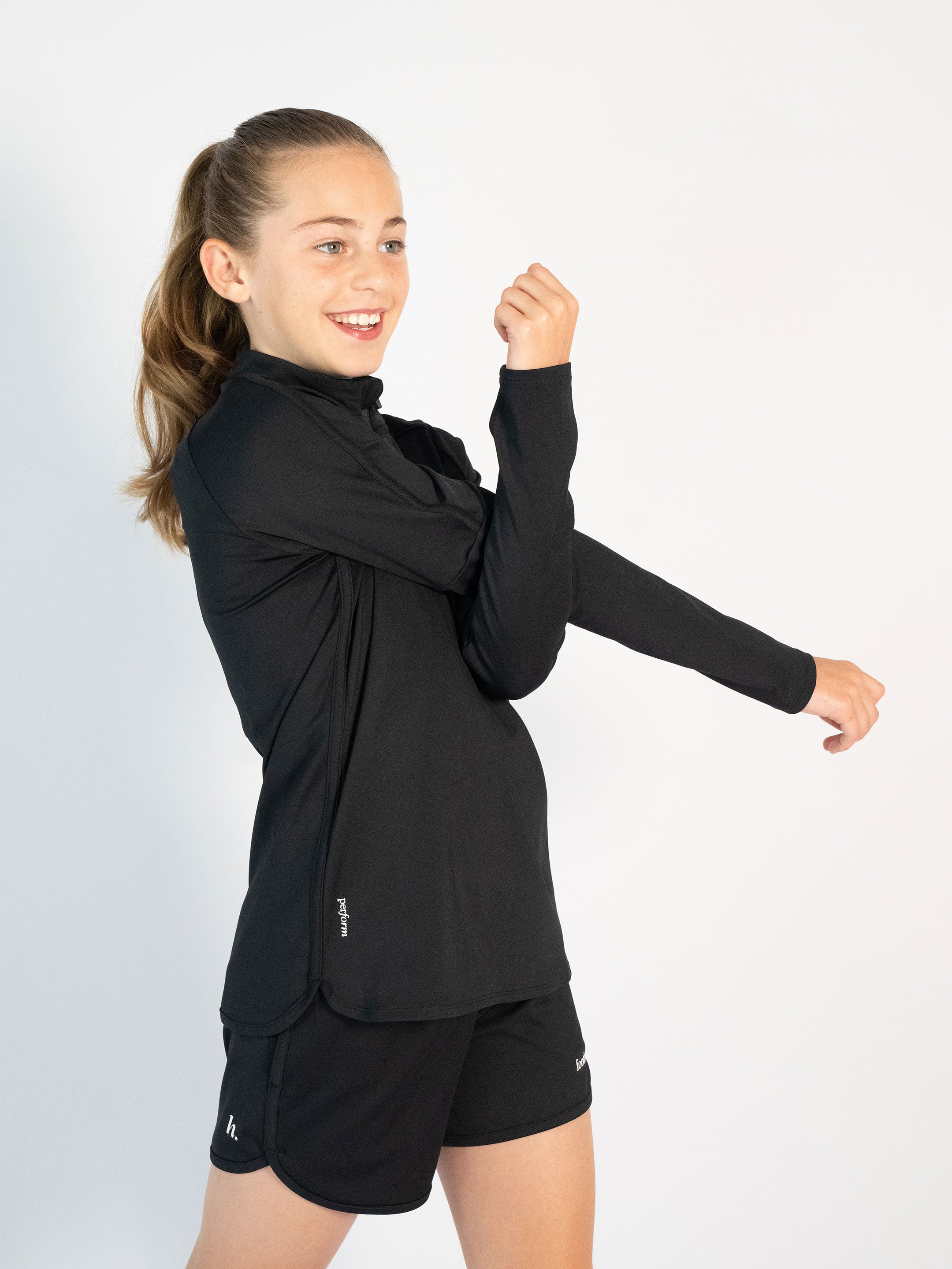 Girls' Perform 1/4 Zip Top